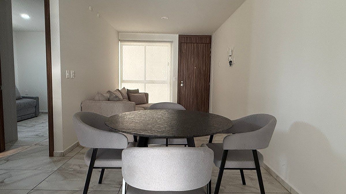 Apartment in Fraccionamiento Real de Valdepeñas, Zapopan, photo 4 of 18