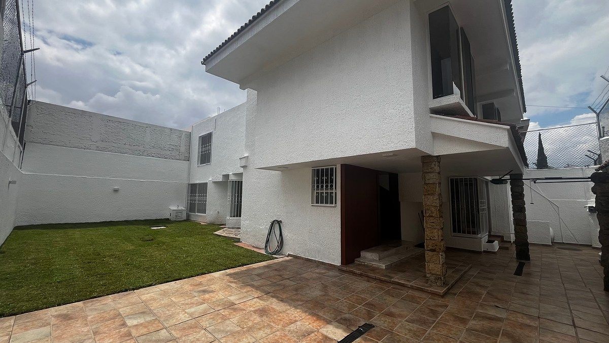 Casa em Fraccionamiento Jardines de Guadalupe, Zapopan, foto 3 de 15