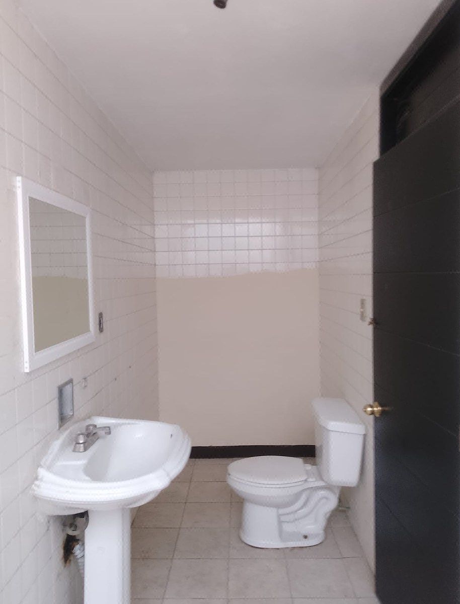 Baño Compartido, foto 11 de 14