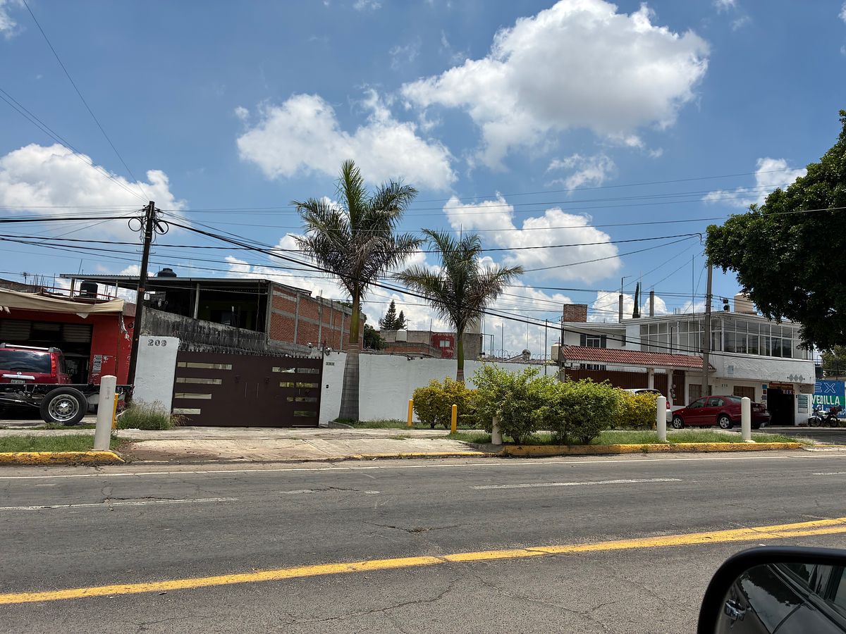 Casa en renta para comercio en San Pedro Cholula, foto 1 de 32