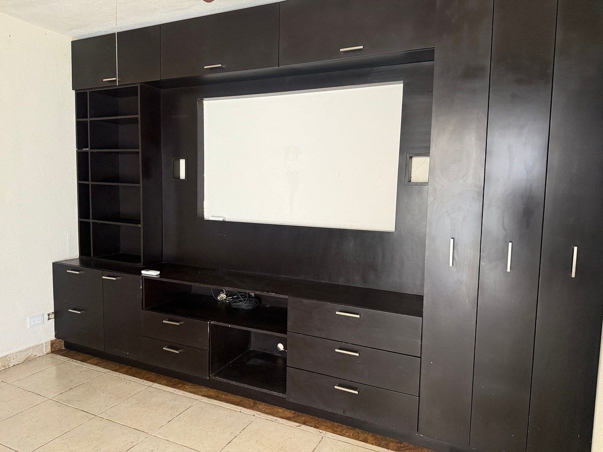 Habitación planta baja, foto 13 de 43