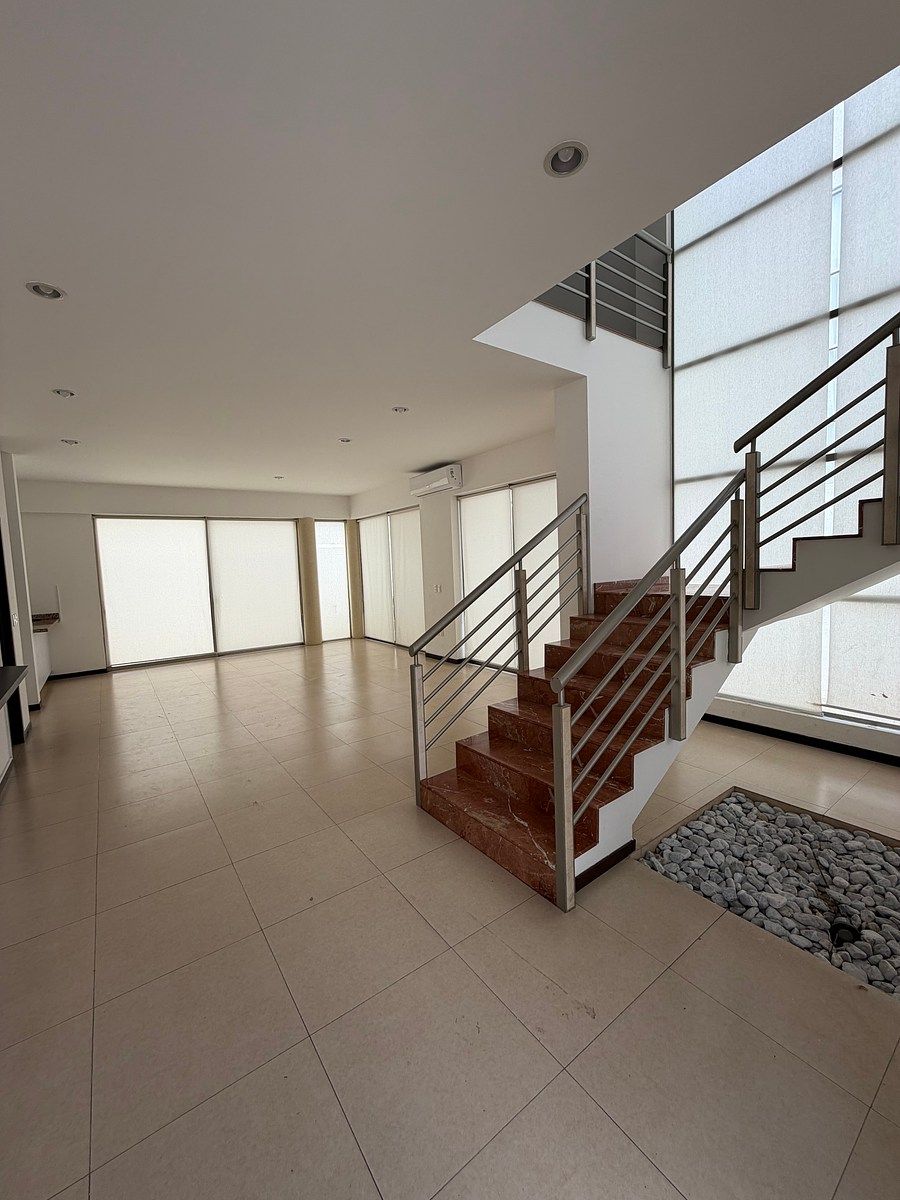 Casa en condominio en Jardín Real, Zapopan, foto 3 de 18
