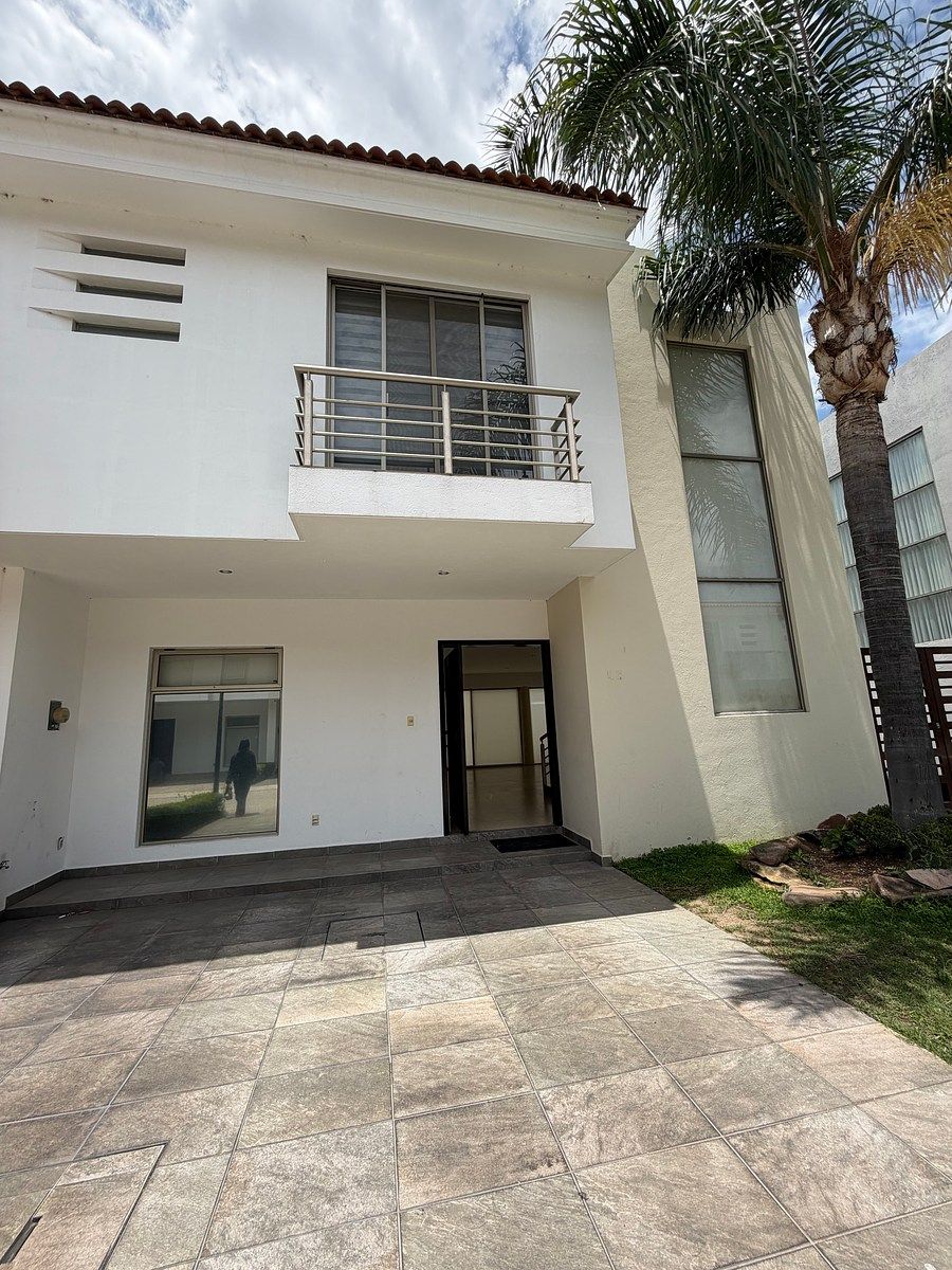 Casa en condominio en Jardín Real, Zapopan, foto 2 de 18