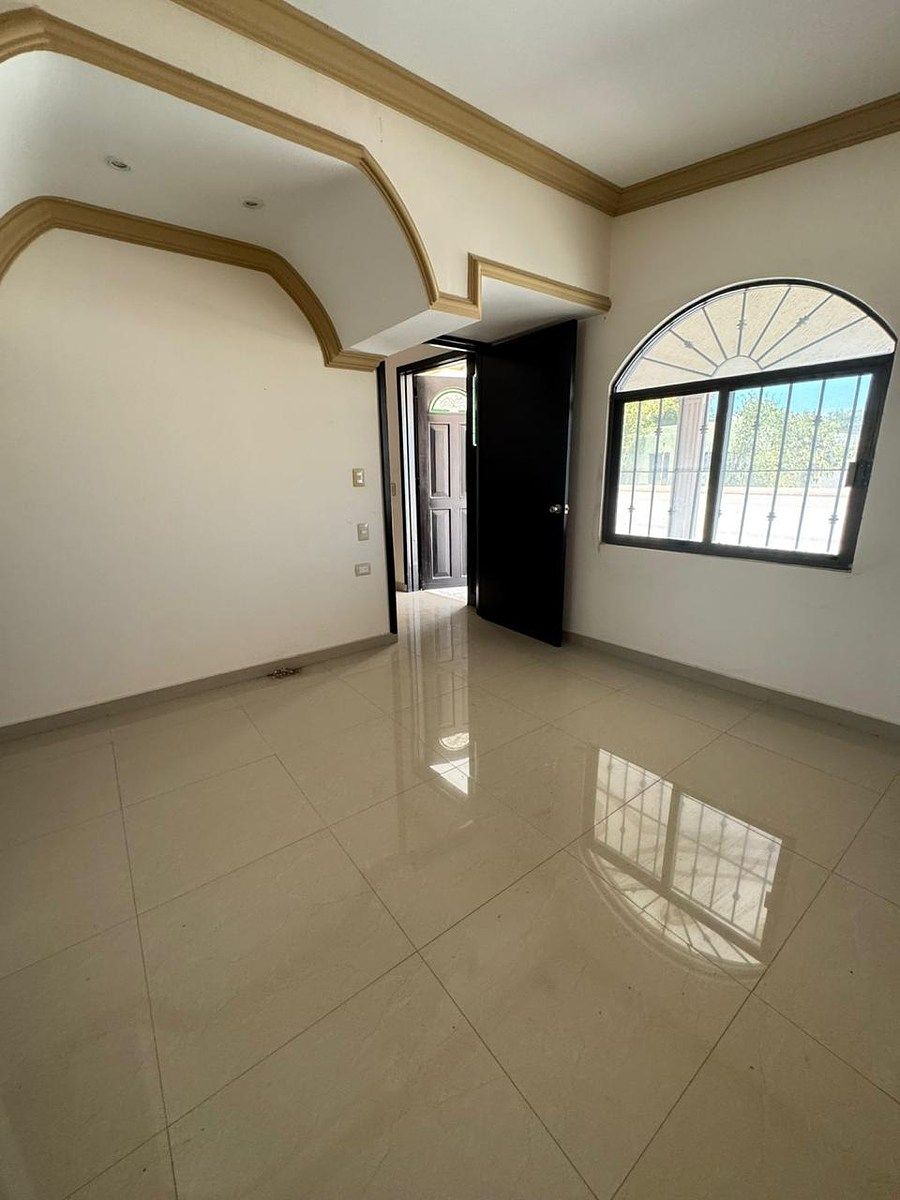 House in La Campiña, Culiacán, photo 2 of 11