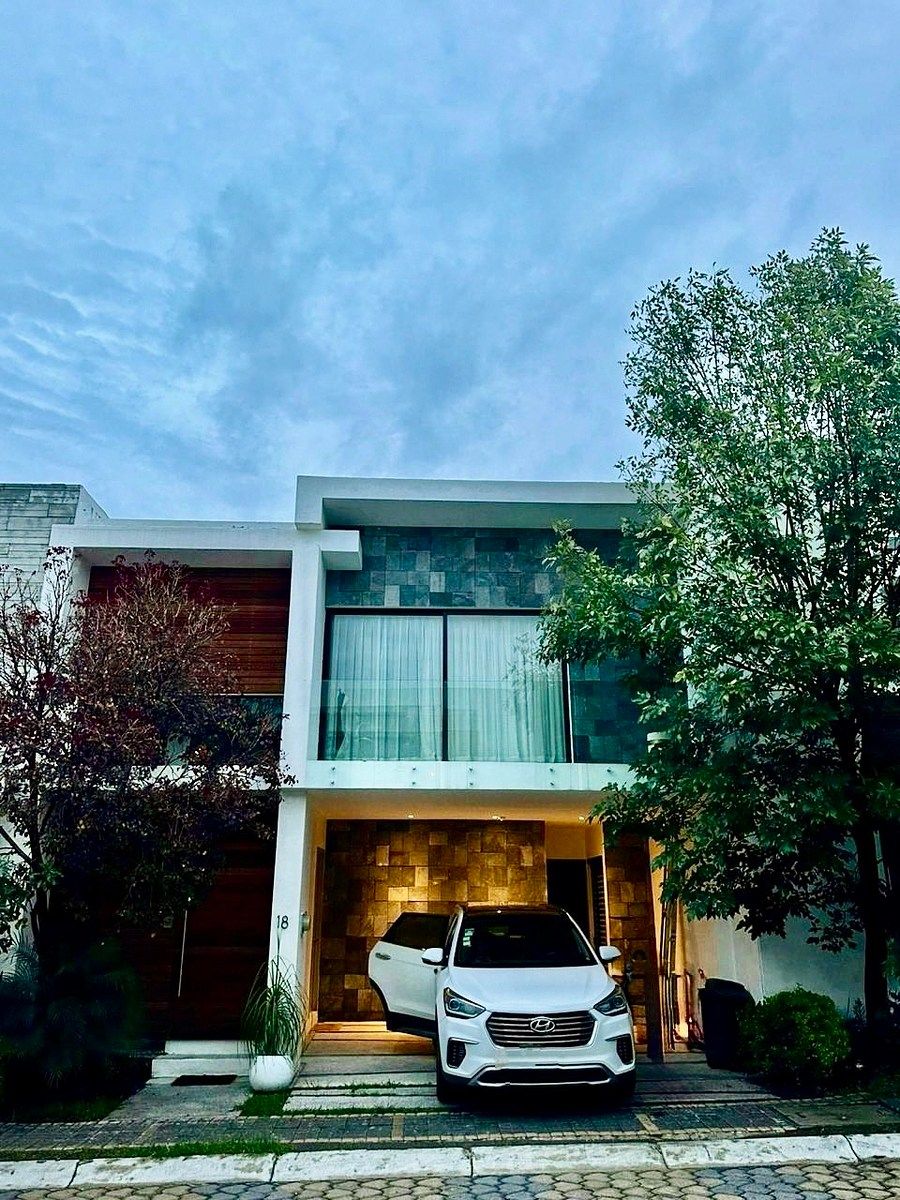 CASA EN VENTA LOMAS DE ANGELOPOLIS CASCATTA I, foto 1 de 18