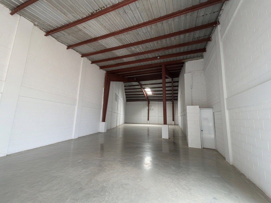 Naves Industriales en Alquiler | 275 - 575 mt2 | Parque Manoguayabo, foto 1 de 5