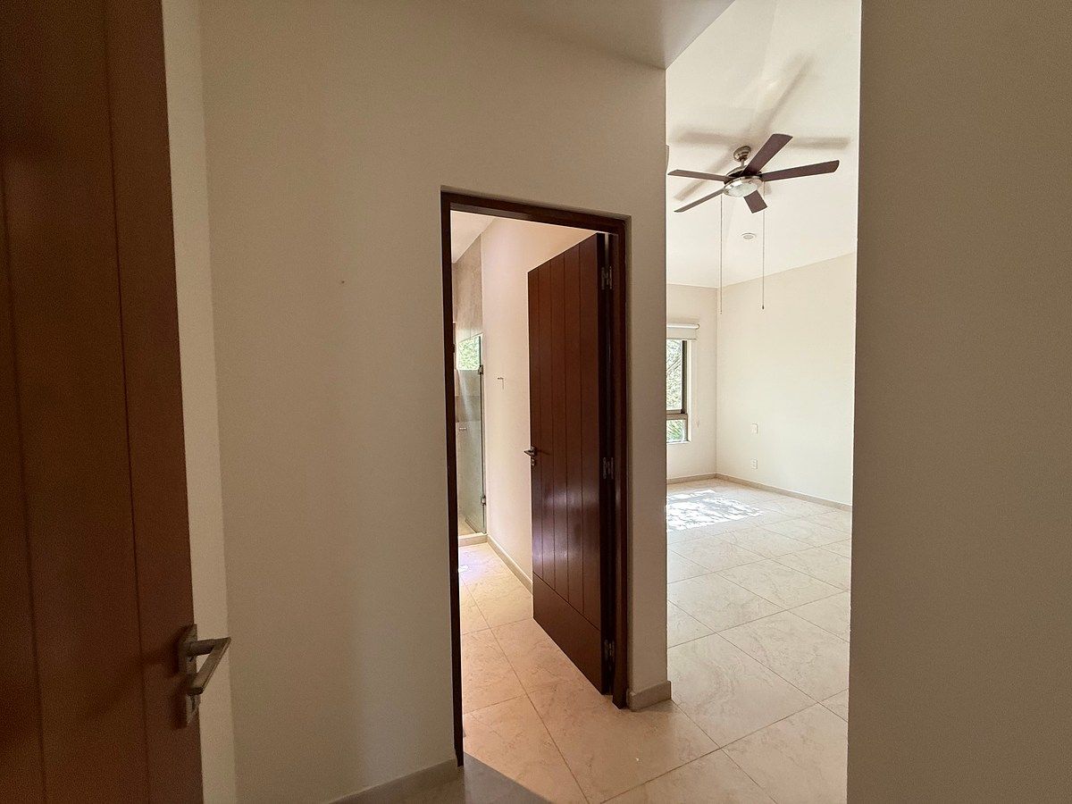 House in Yucatán Country Club, Mérida, photo 14 of 29