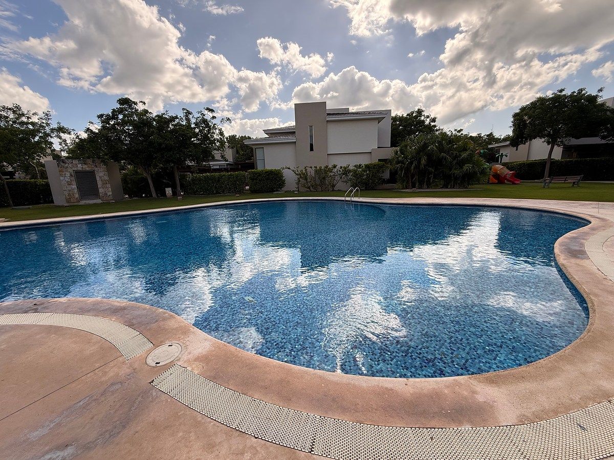 Piscina casa club, photo 29 of 29