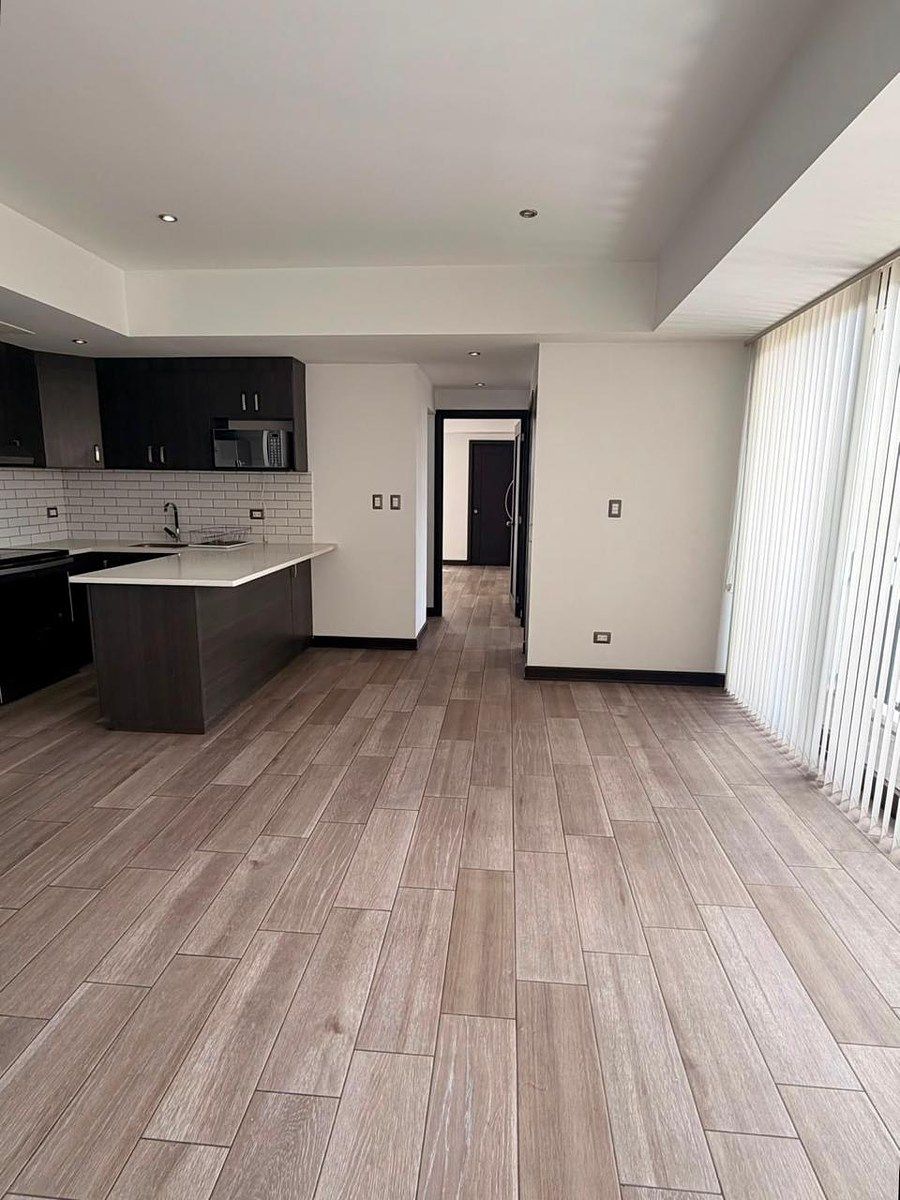 *APARTAMENTO EN ALQUILER – Edificio Tres 15, Zona 13 Las Américas - Image 3