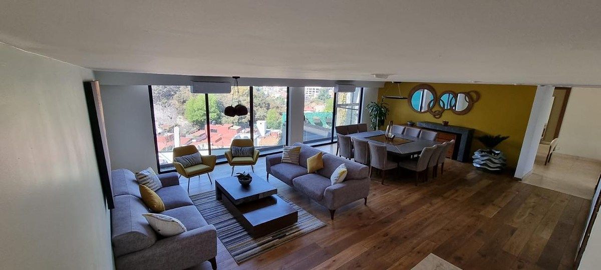 Casa en venta - Lomas de Tecamachalco, foto 1 de 24
