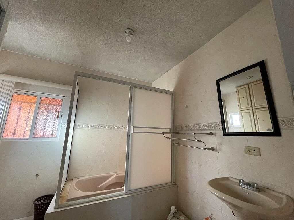 House in Zona Industrial, La Paz, photo 13 of 18