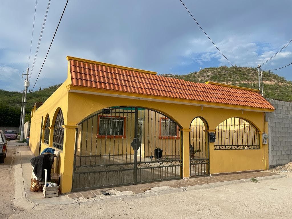 HOUSE FOR RENT A FEW METERS FROM BLVD COLOSIO, photo 1 of 18