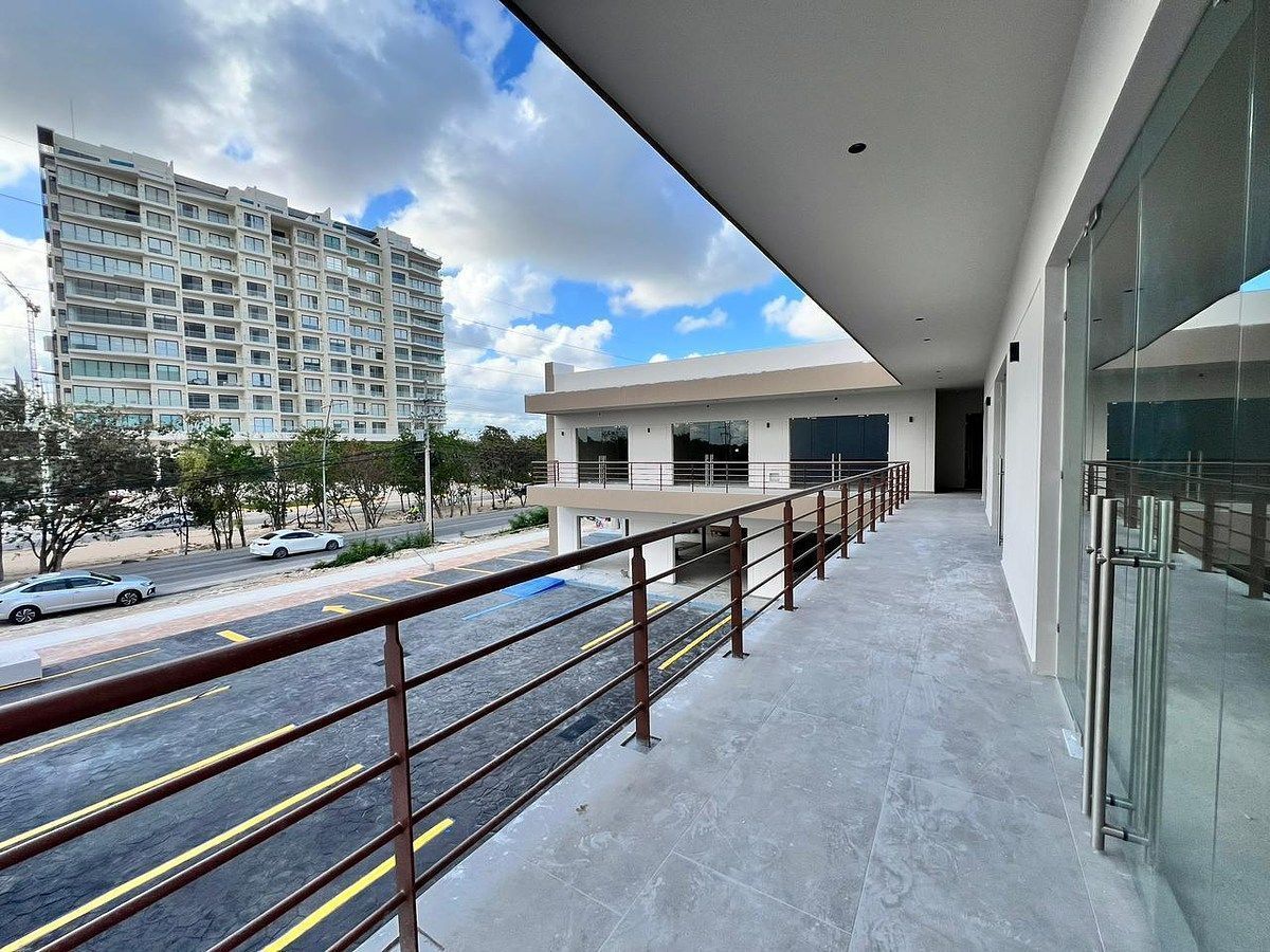 LOCAL COMERCIAL EN RENTA EN CANCUN, photo 1 of 18