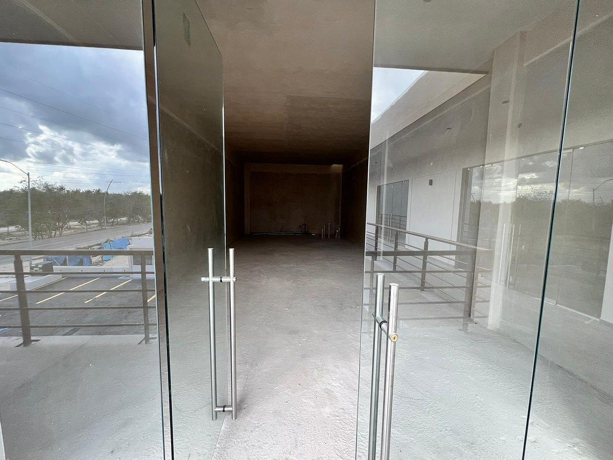 Retail Space in Vía Cumbres Residencial, Benito Juárez, photo 6 of 18