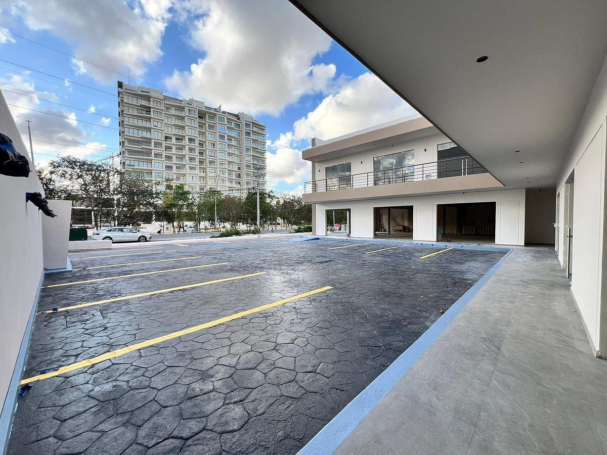 Retail Space in Vía Cumbres Residencial, Benito Juárez, photo 9 of 18