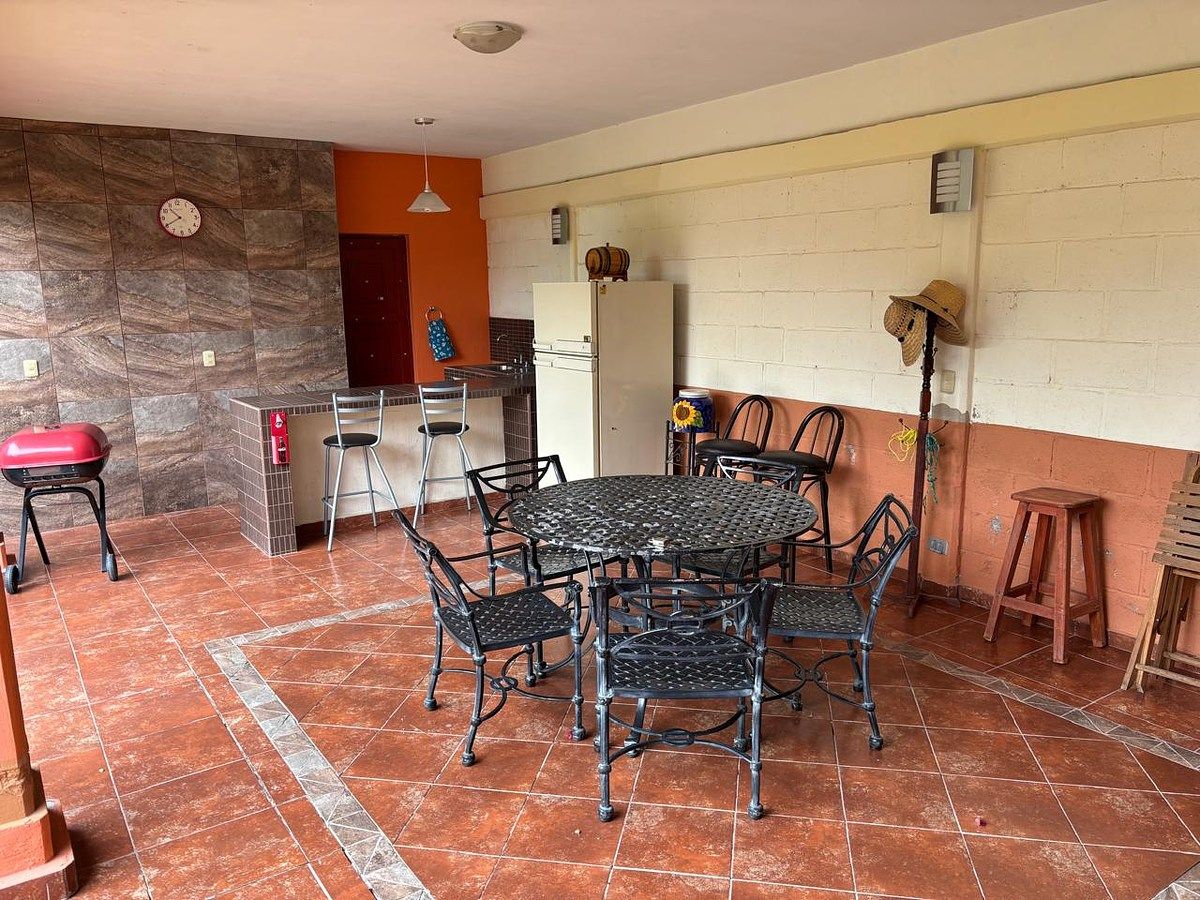 Casa en Colinas de Cajititlán, Tlajomulco de Zúñiga, foto 3 de 16