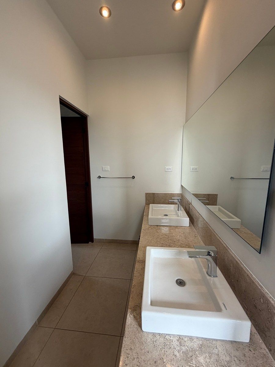 Departamento en Alto Lago Residencial, San Luis Potosí, foto 13 de 15