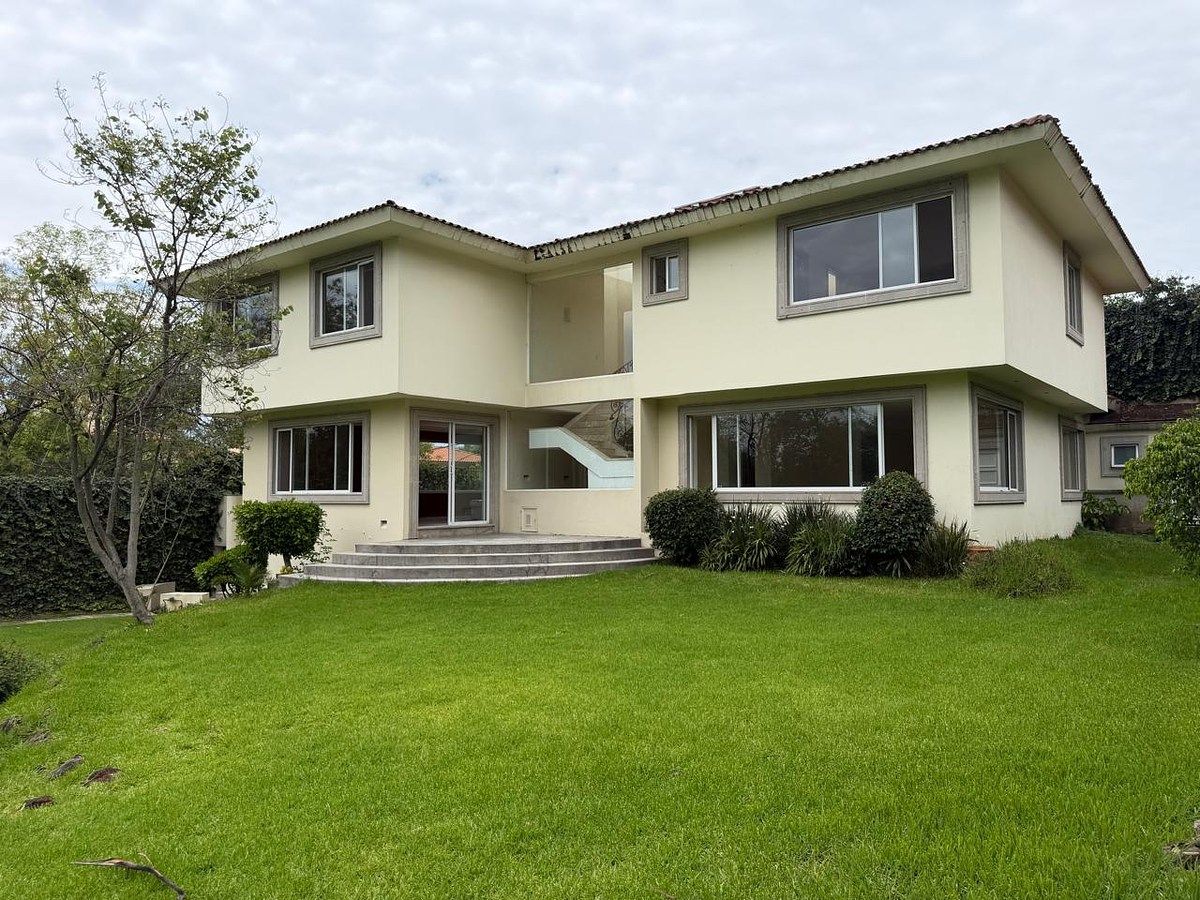 Hermosa Casa en Renta en Lomas Hipódromo | Amplios Espacios y Jardín, foto 1 de 32