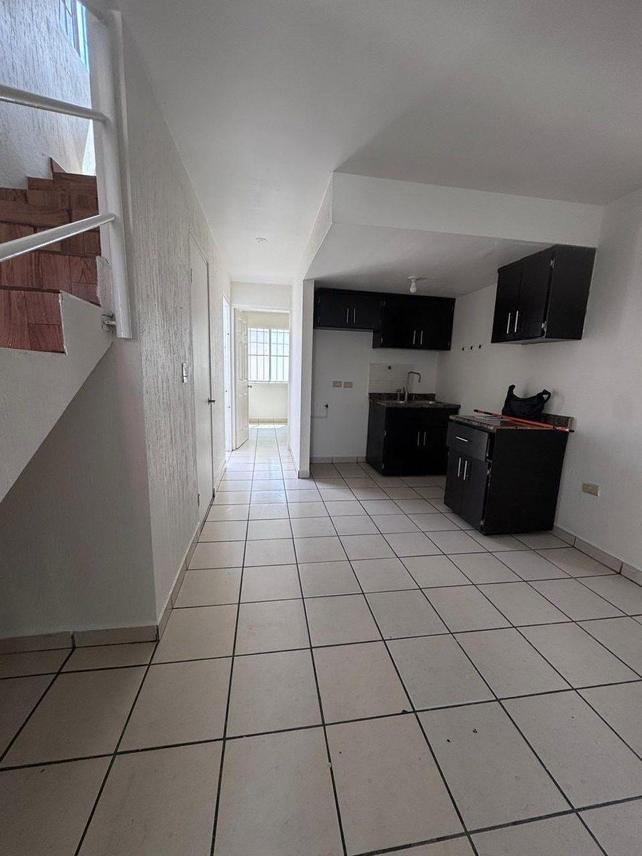 Casa em Terrazas de La Presa, Tijuana, foto 2 de 10