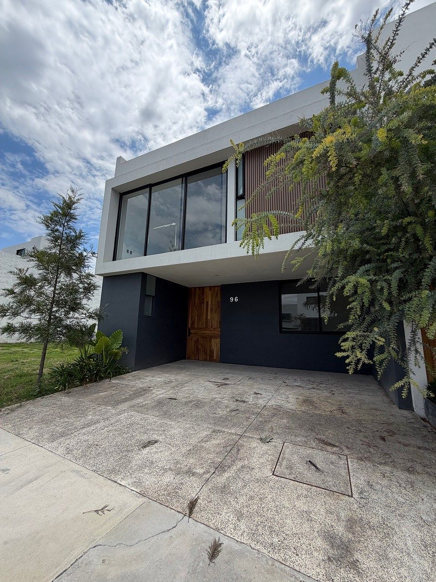Casa Nueva Punto Sur Este, photo 1 of 15