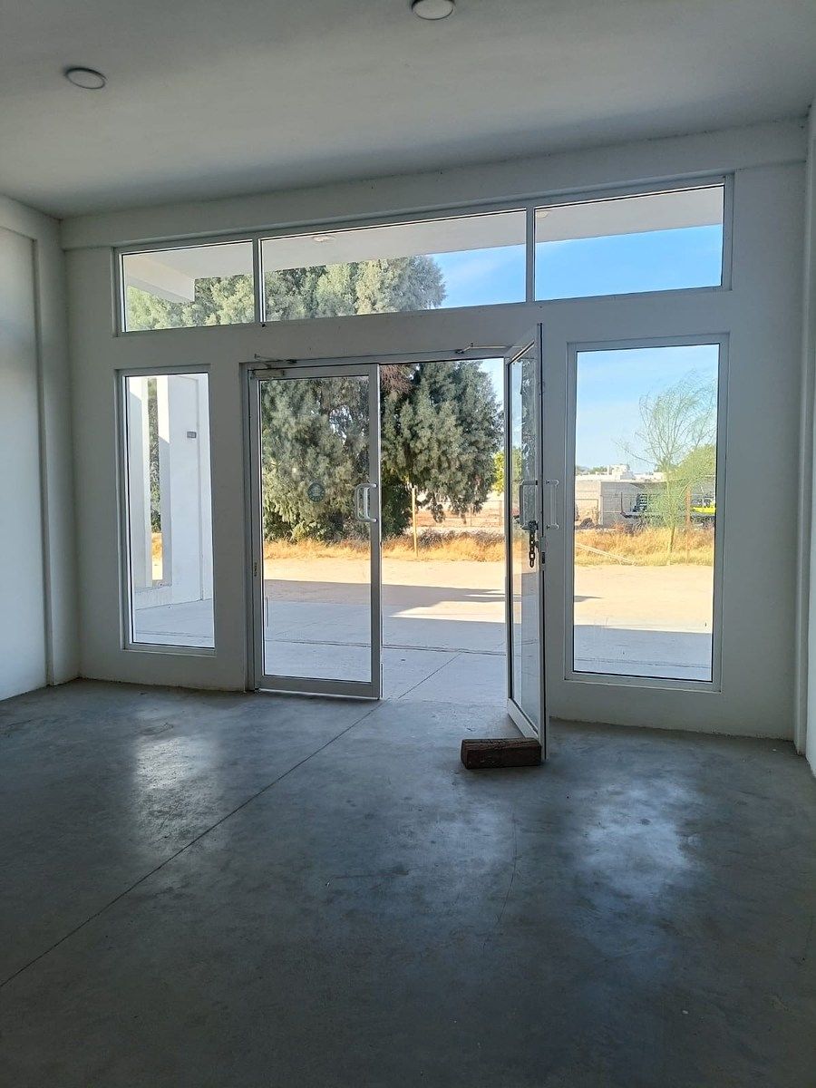 Retail Space in Villas de San Lorenzo, La Paz, photo 2 of 8