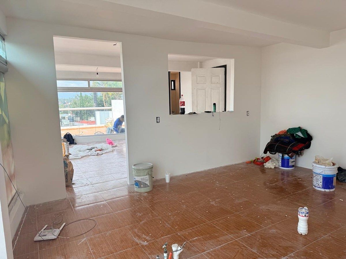 Local/Oficina, segundo piso en Bosques del Lago, foto 1 de 6