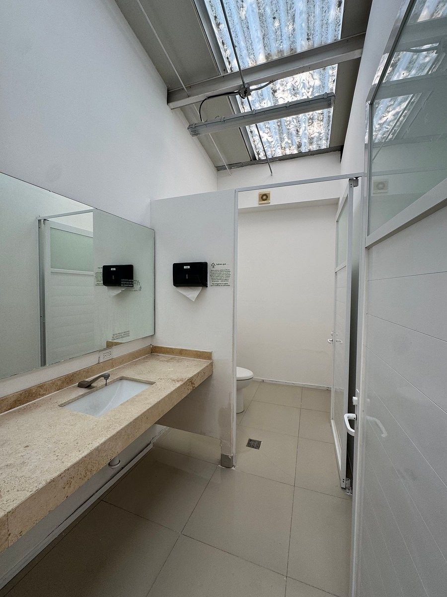 Baños, foto 16 de 32