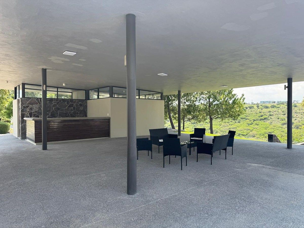 House in El Campanario, Querétaro, photo 46 of 48