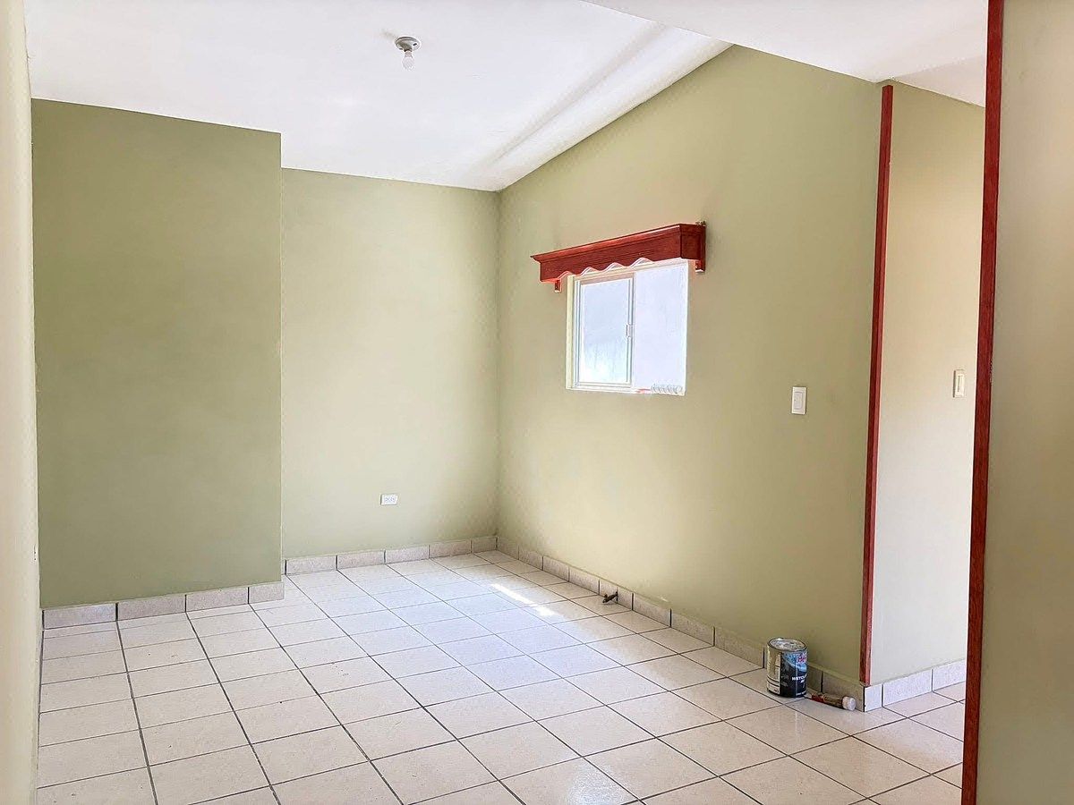 Casa em División del Norte Etapa I, II y III, Chihuahua, foto 8 de 17