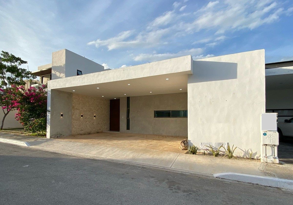 Casa em Conkal, Conkal, foto 2 de 49