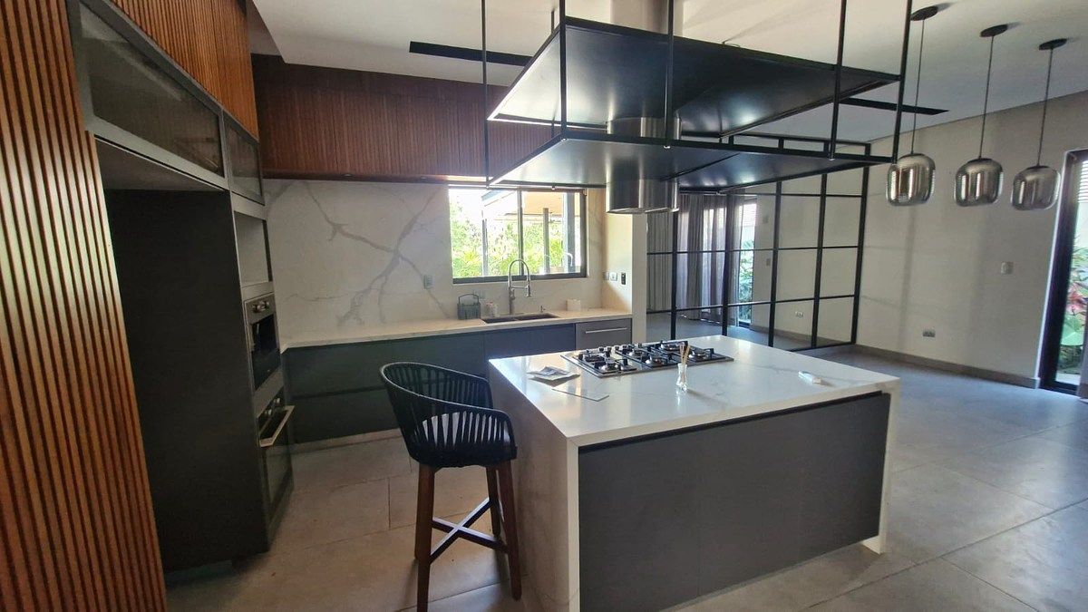 Casa em Estanza Residencial, Monterrey, foto 2 de 16