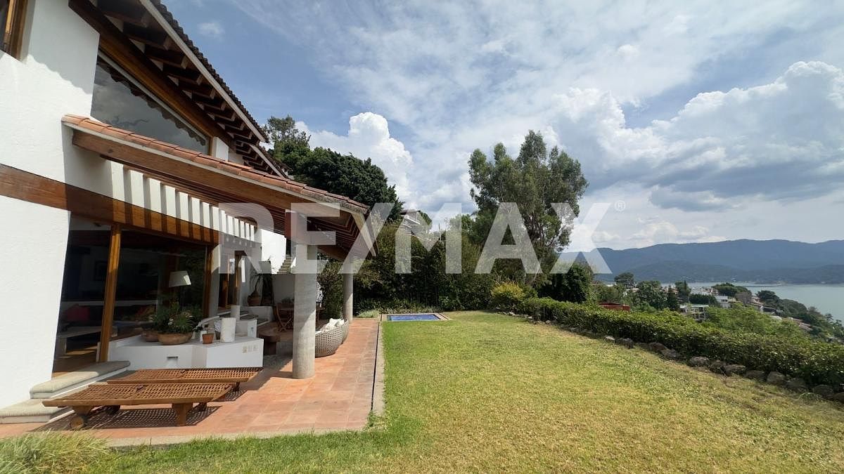 House in Gated Community in La Peña, Valle de Bravo, photo 14 of 16