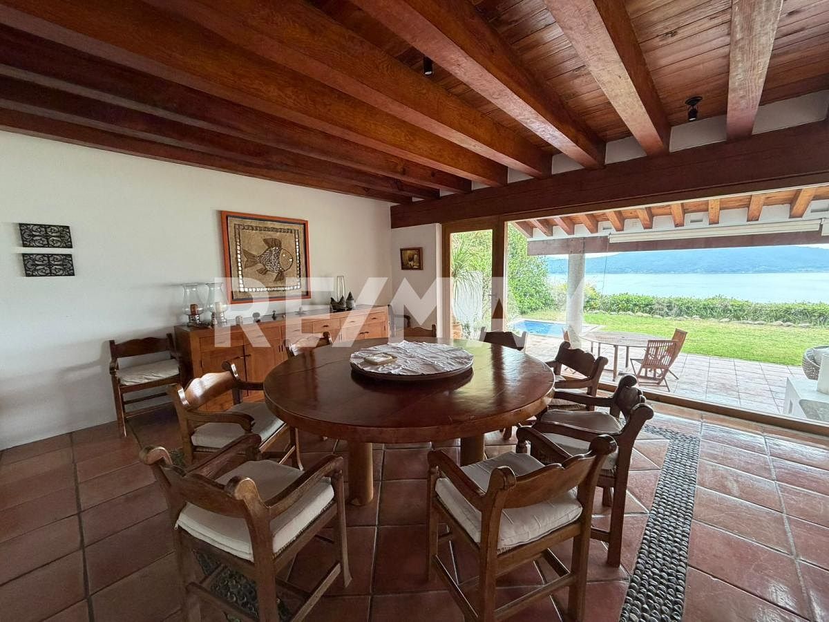 House in Gated Community in La Peña, Valle de Bravo, photo 5 of 16