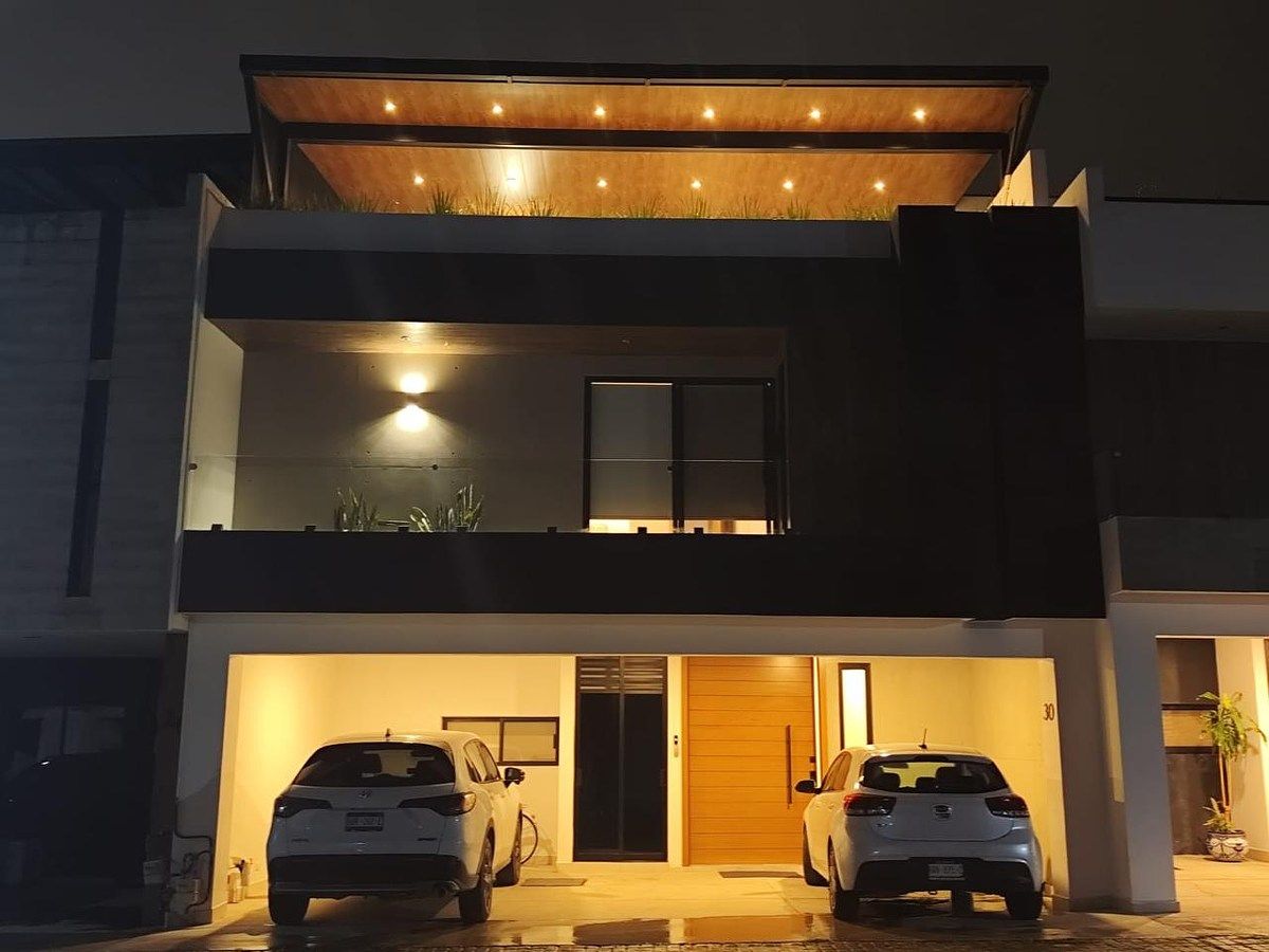 RENTA /VENTA CASA EN LOMAS DE ANGELOPOLIS.PUEBLA, photo 1 of 12
