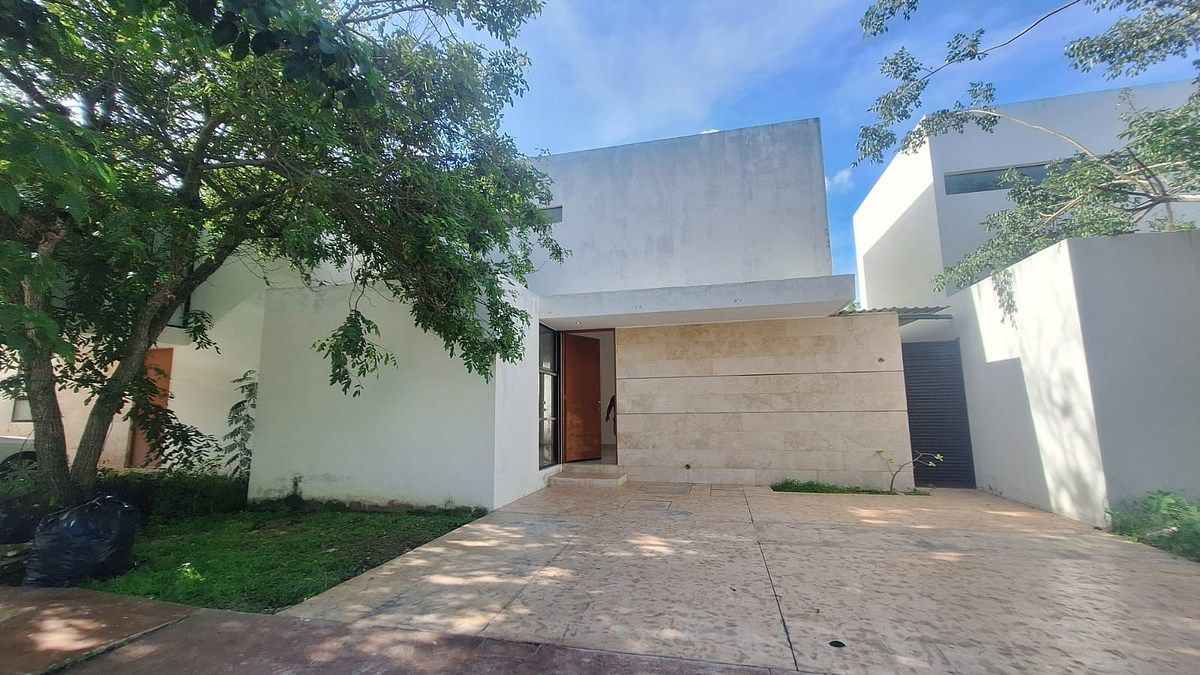 Casa de una planta, venta  en privada al norte de Mérida, Conkal, foto 1 de 47