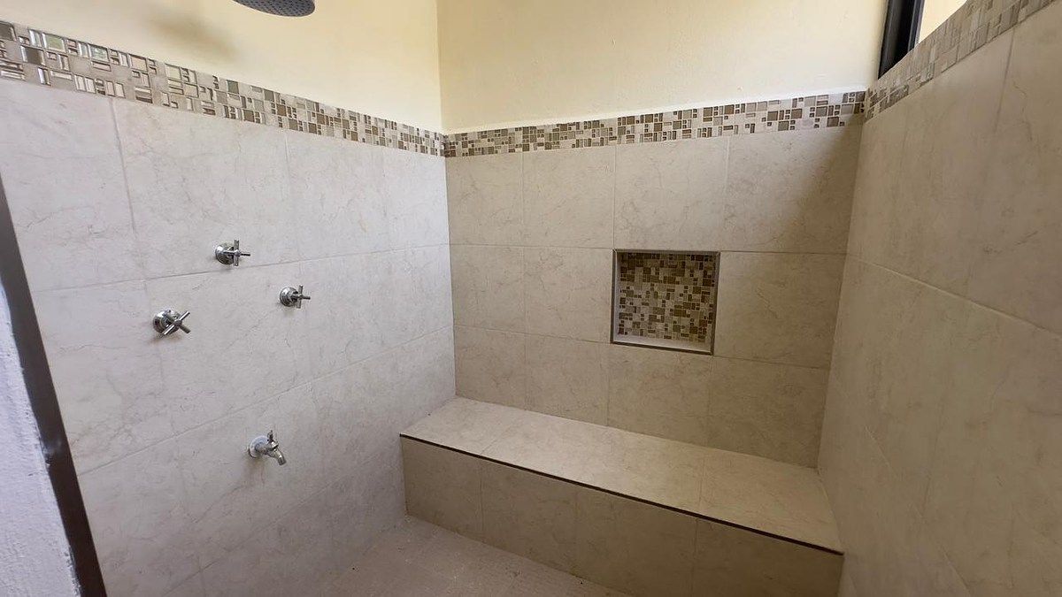 Baño principal, foto 9 de 12
