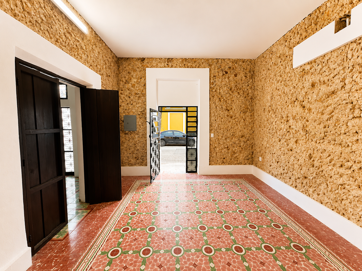 CASA COLONIAL REMODELADA EN VENTA EN MERIDA, YUCATAN EN CENTRO - foto 2