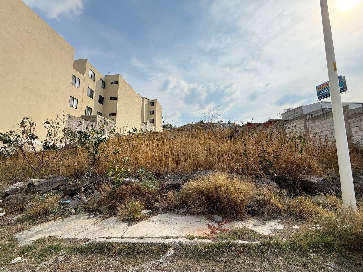 TERRENO DE USO MIXTO - SANTA BARBARA, CORREGIDORA, photo 1 of 5
