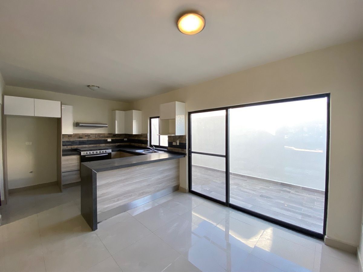Casa em Cumbres Provenza, García, foto 6 de 39