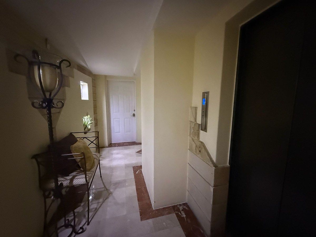 Apartment in Bosques de las Lomas, Cuajimalpa de Morelos, photo 14 of 23