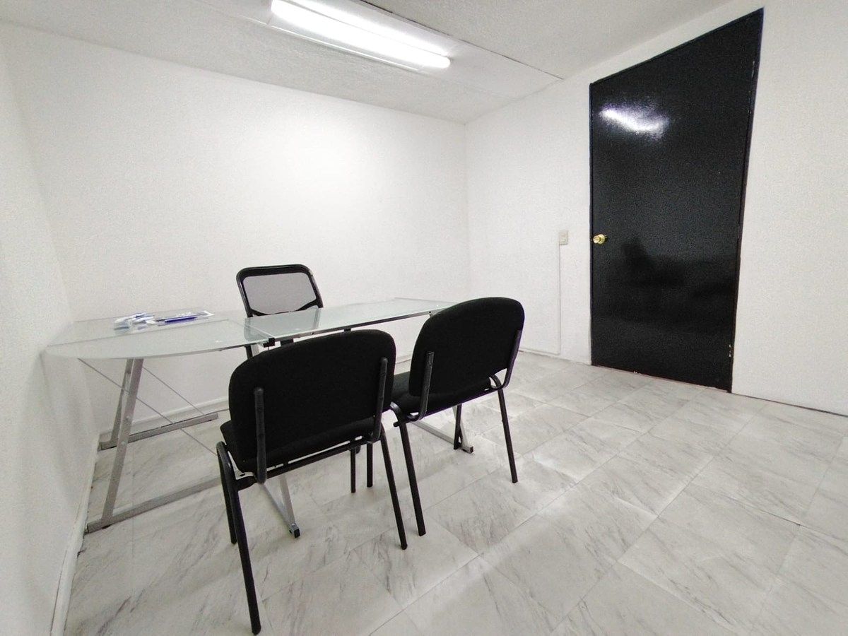 Oficina en renta con servicios inlcuidos en Arcos Vallarta, foto 1 de 6