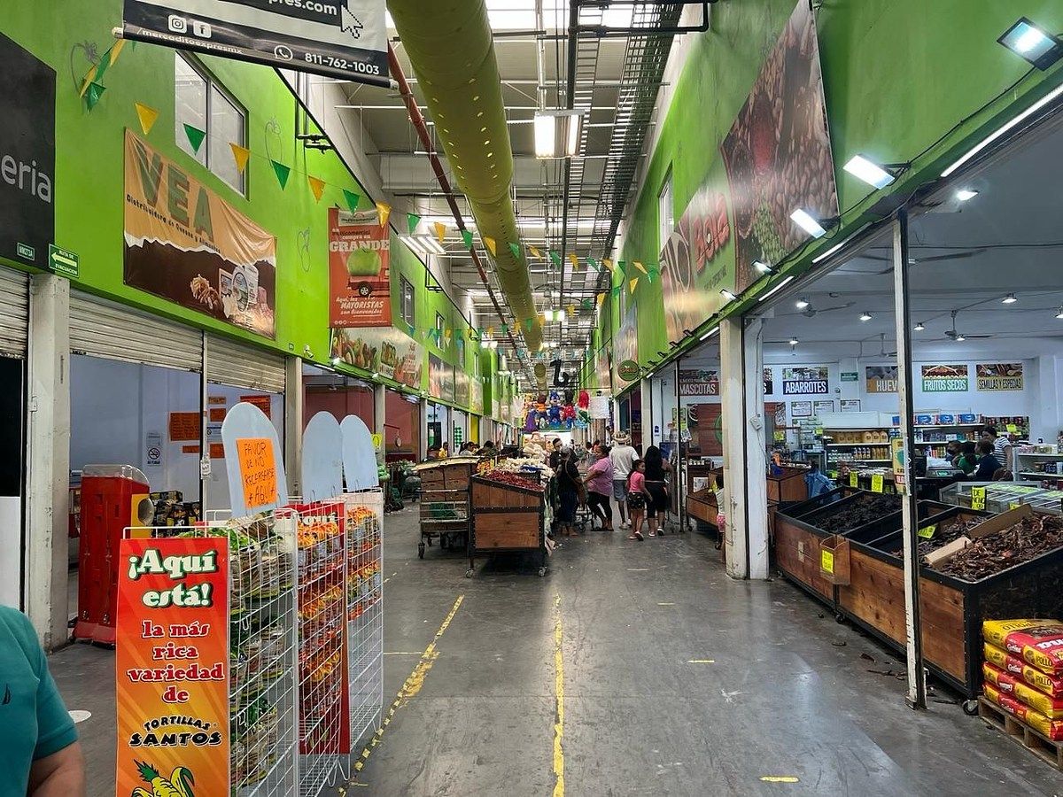 Commercial Storage Unit in Santa Cruz, Guadalupe, photo 3 of 8