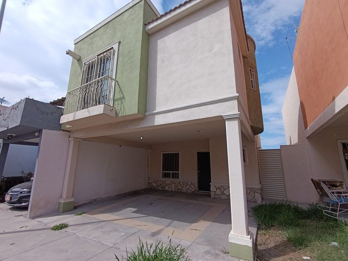Casa de 3 habitaciones en Portal las Palomas, photo 1 of 25