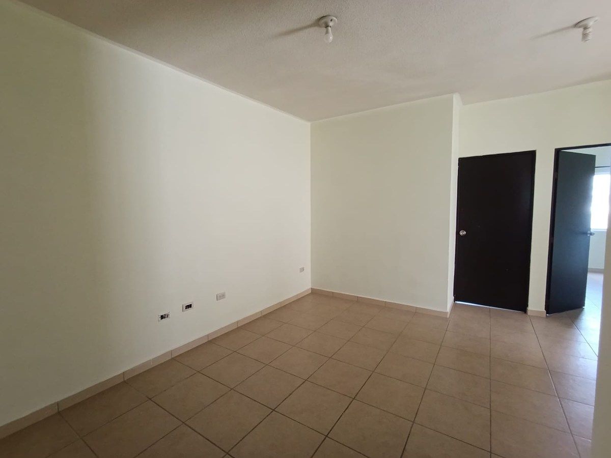 House in Portal las Palomas, Ramos Arizpe, photo 7 of 25