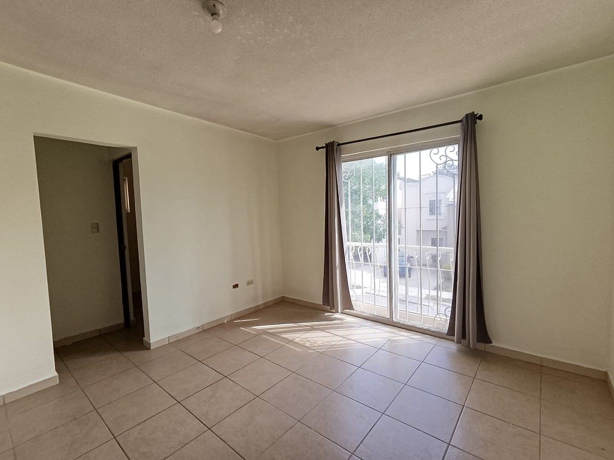House in Portal las Palomas, Ramos Arizpe, photo 10 of 25