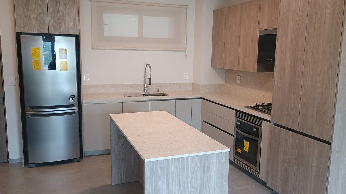 Venta y renta en Torre Agatta | Gran oportunidad en Valle Poniente, foto 1 de 21