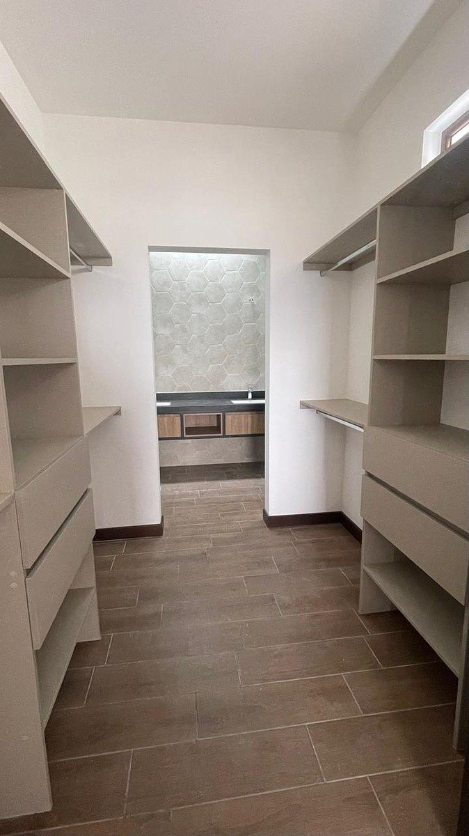 Casa en Condominio en Zona 16, Guatemala, foto 9 de 13