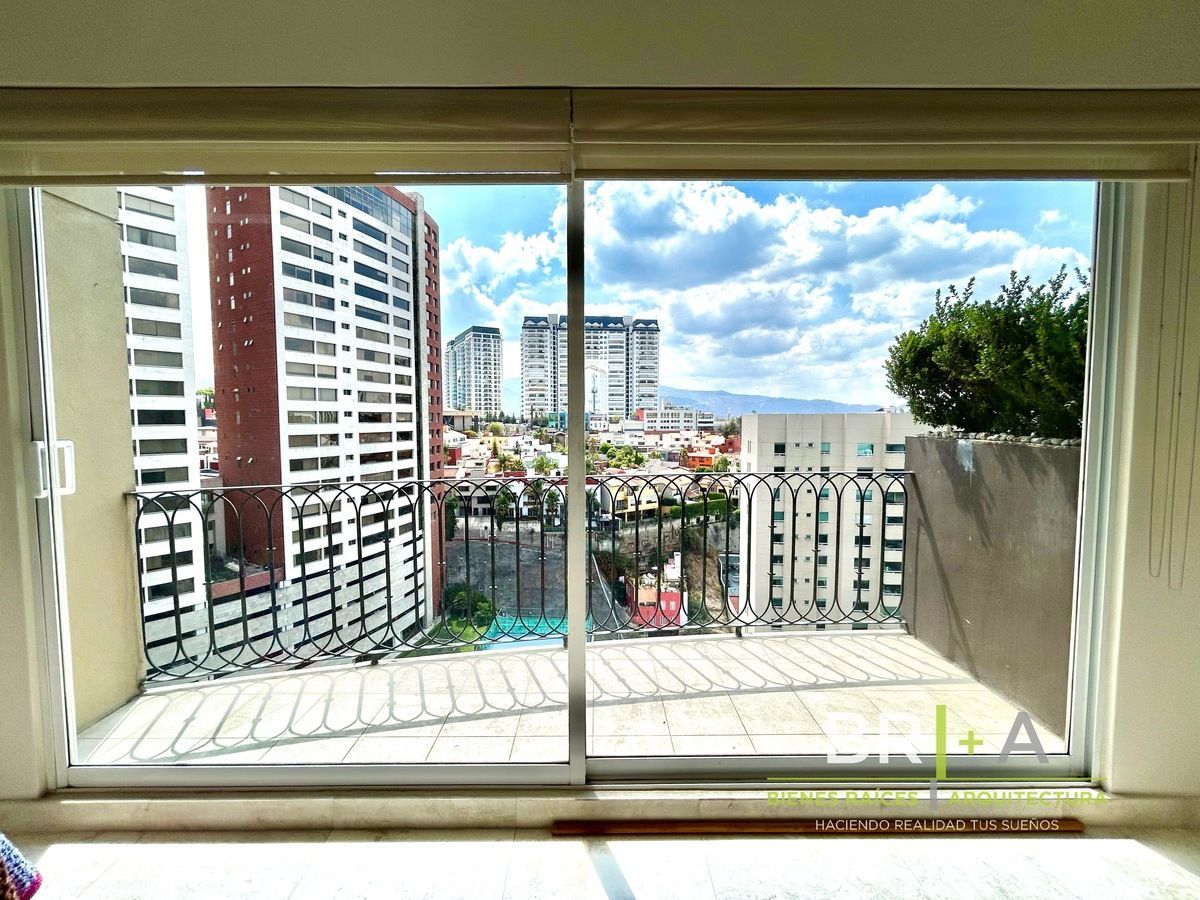 Venda de apartamento em Villa Florence, foto 1 de 27