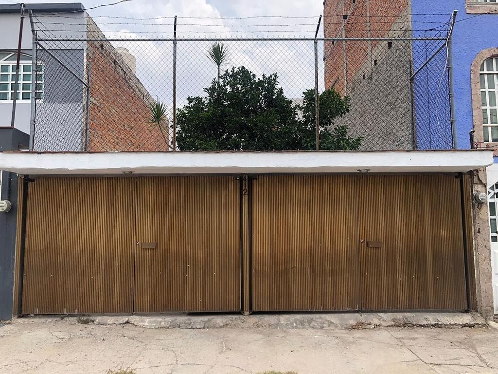 Casa en Colinas de La Normal, Guadalajara, foto 2 de 13