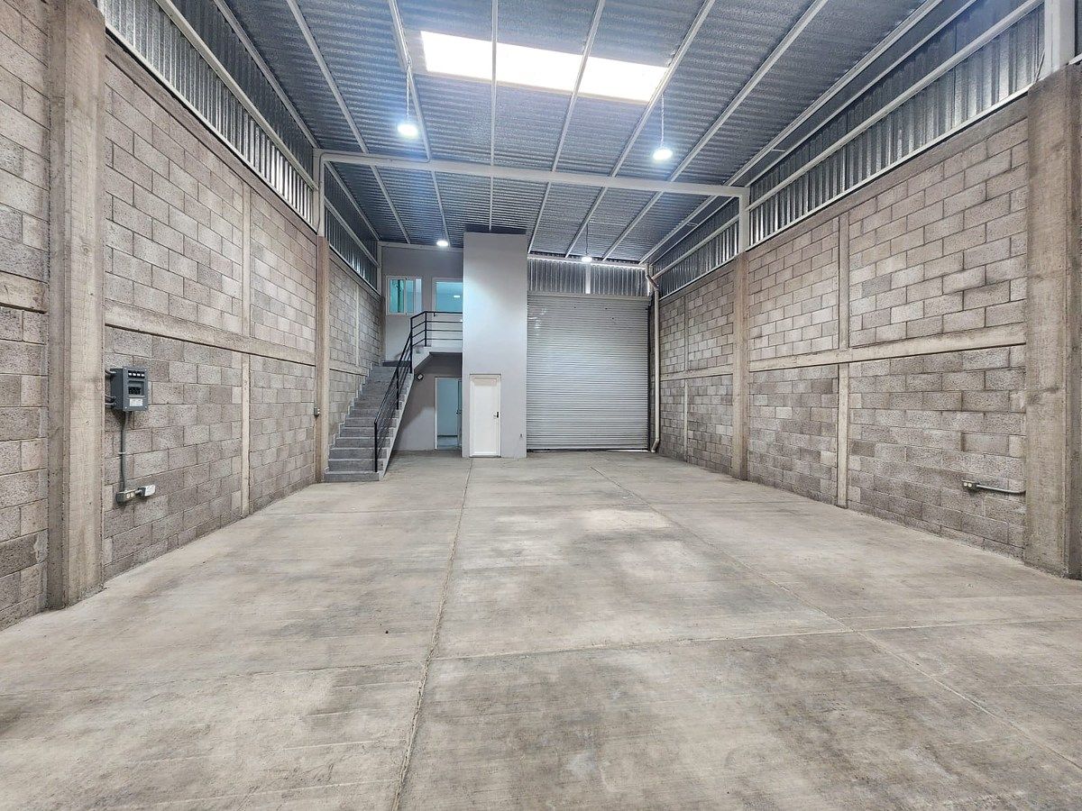 Bodega comercial en Paseos del Valle, Culiacán, foto 6 de 23